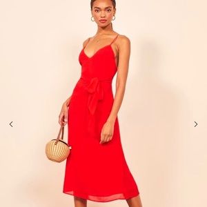 Reformation Dietrich midi dress size 2 in red tomato - worn once